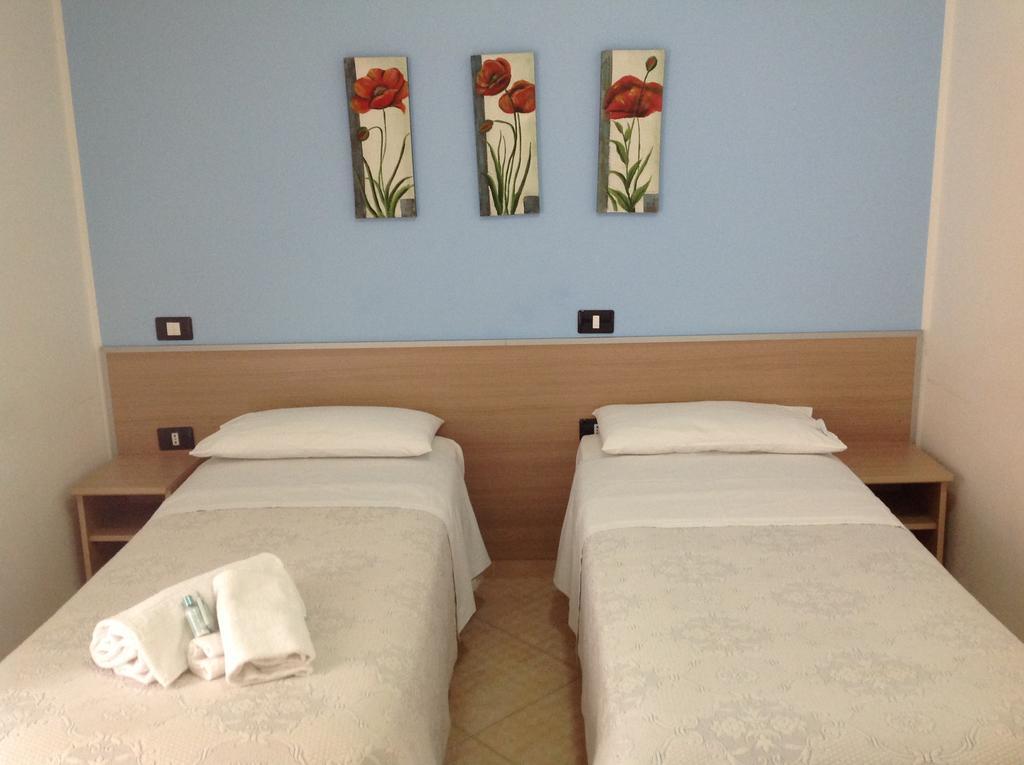 Mediterraneo Bed & Breakfast Pozzallo Exterior foto
